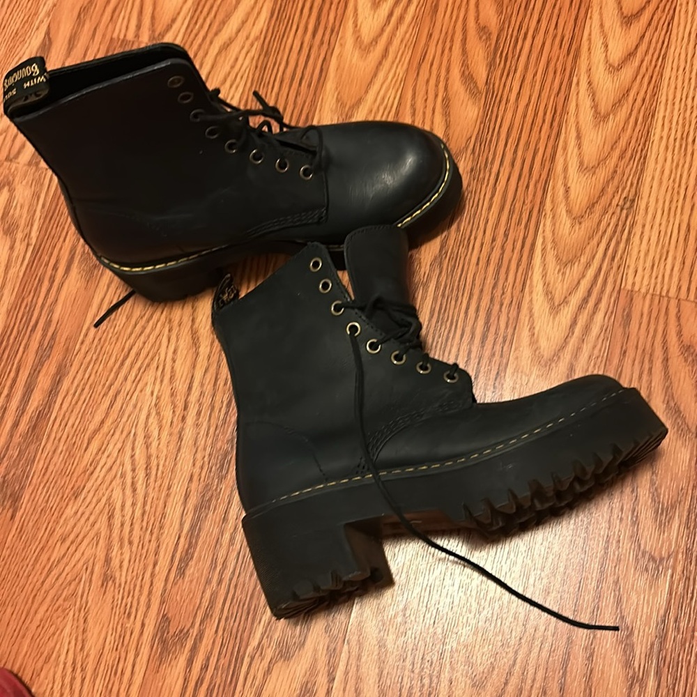 Doc Martens Boots - Picture 4 of 7